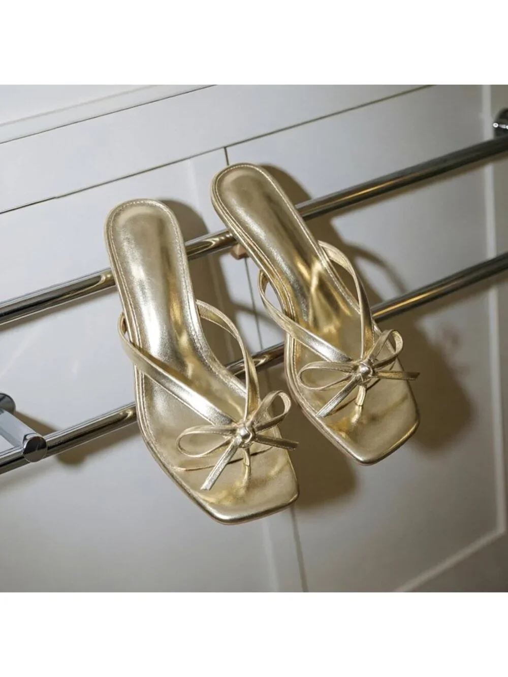 Women's Gold Summer Square Toe Cute Bow Thong Slip On Flip Flop Kitten Heel